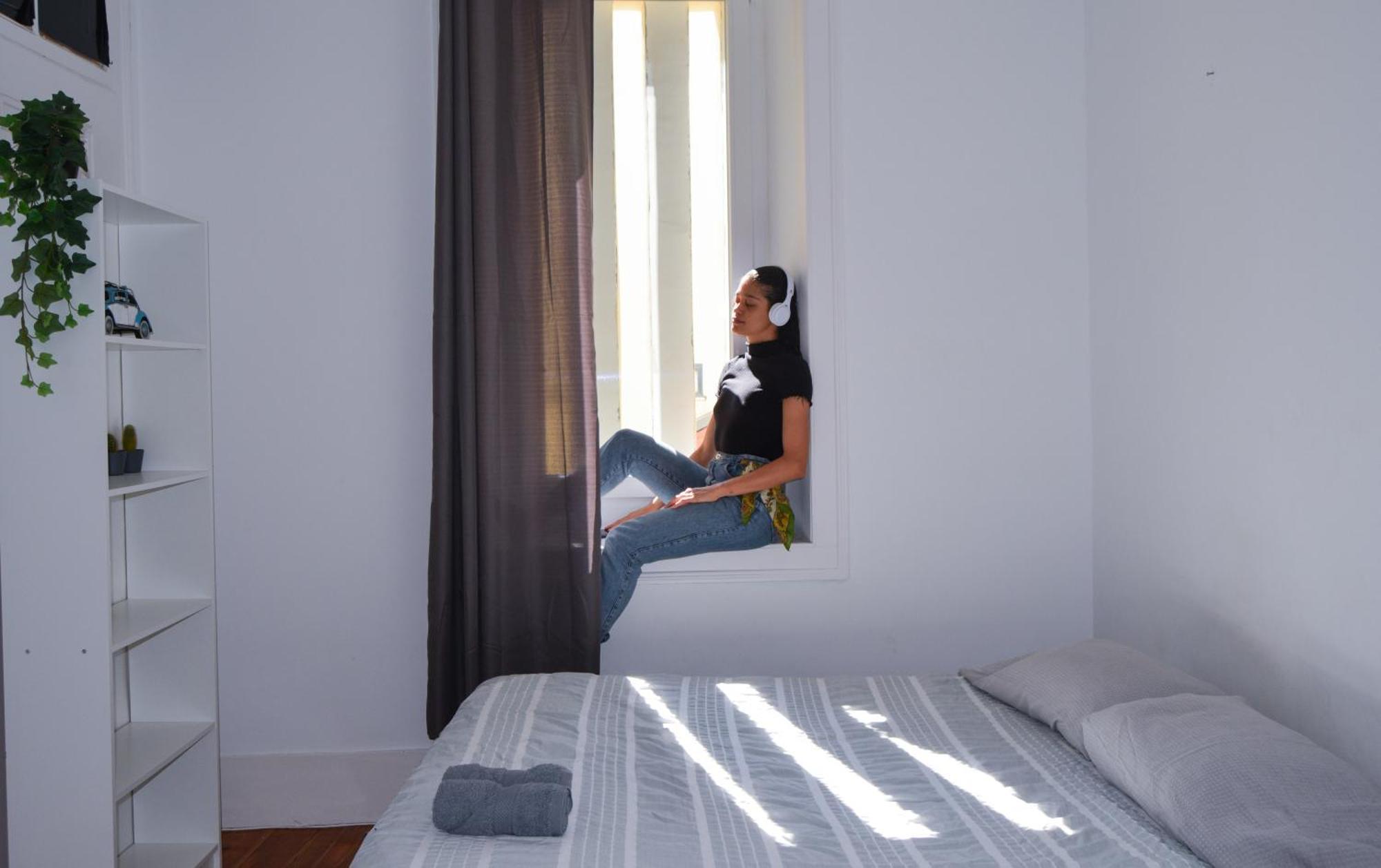 Embassy Arriaga Private Elegance Rooms In Stylish Shared Apartment Lisbon Exterior photo