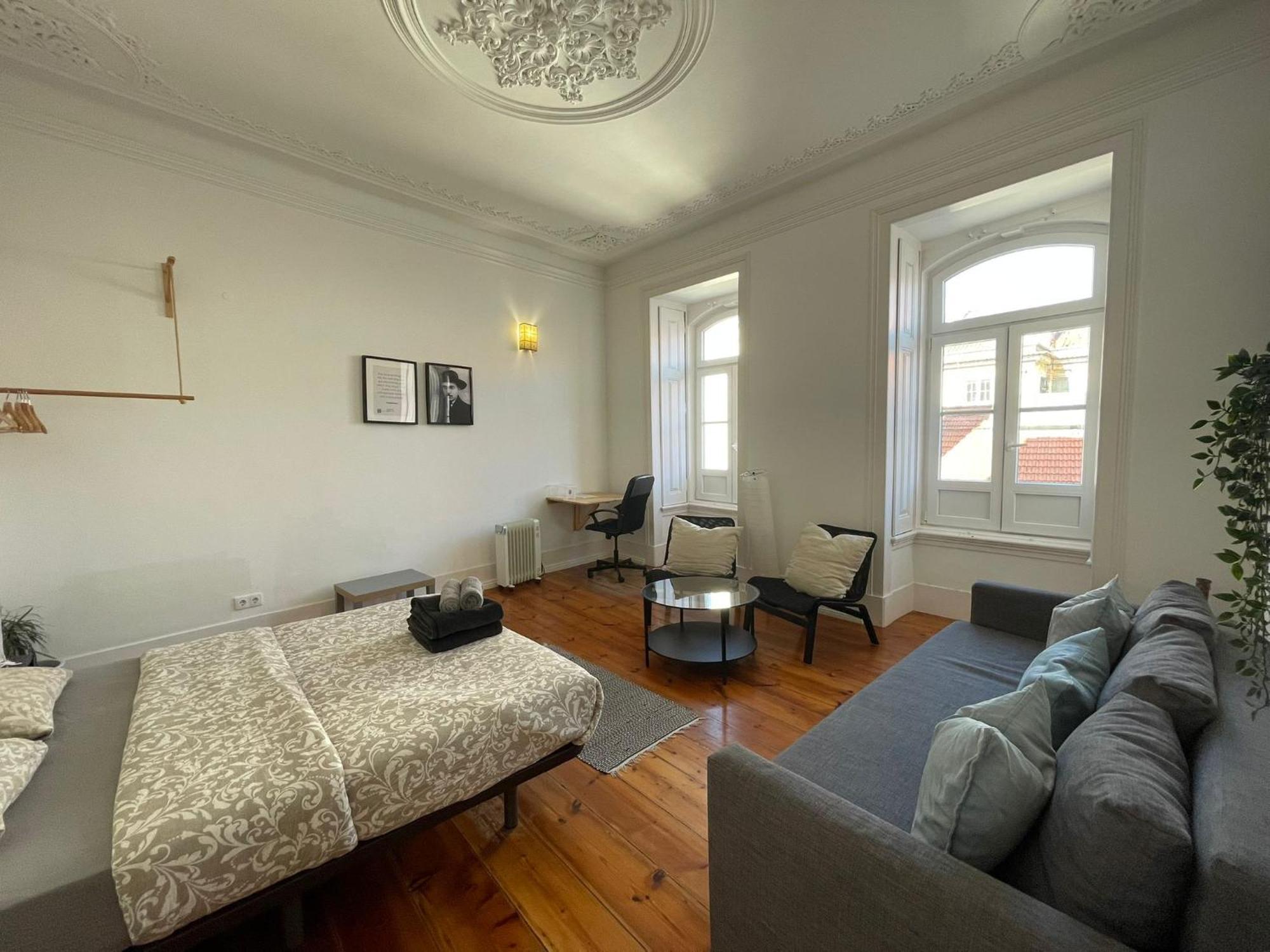 Embassy Arriaga Private Elegance Rooms In Stylish Shared Apartment Lisbon Exterior photo