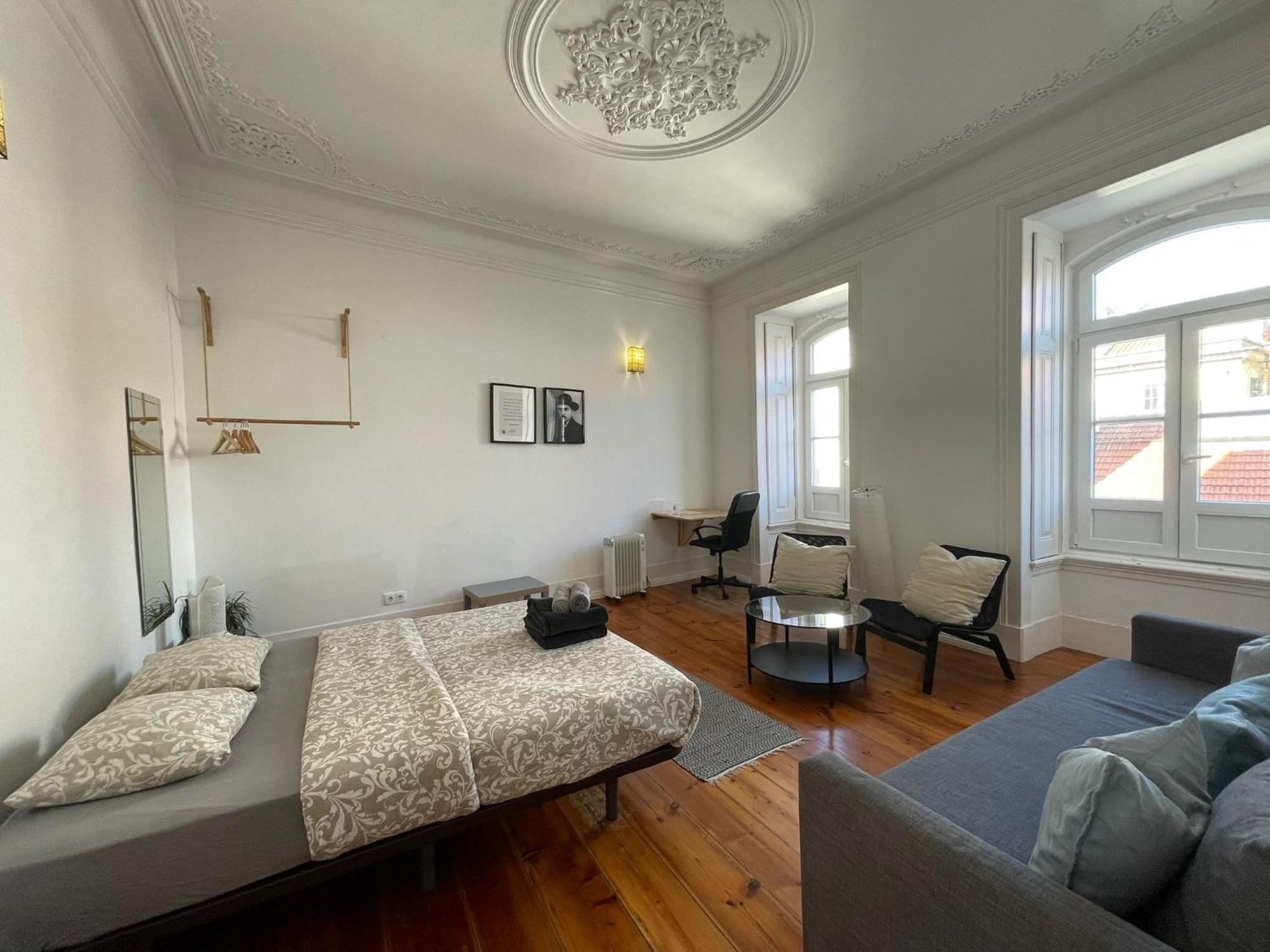 Embassy Arriaga Private Elegance Rooms In Stylish Shared Apartment Lisbon Exterior photo